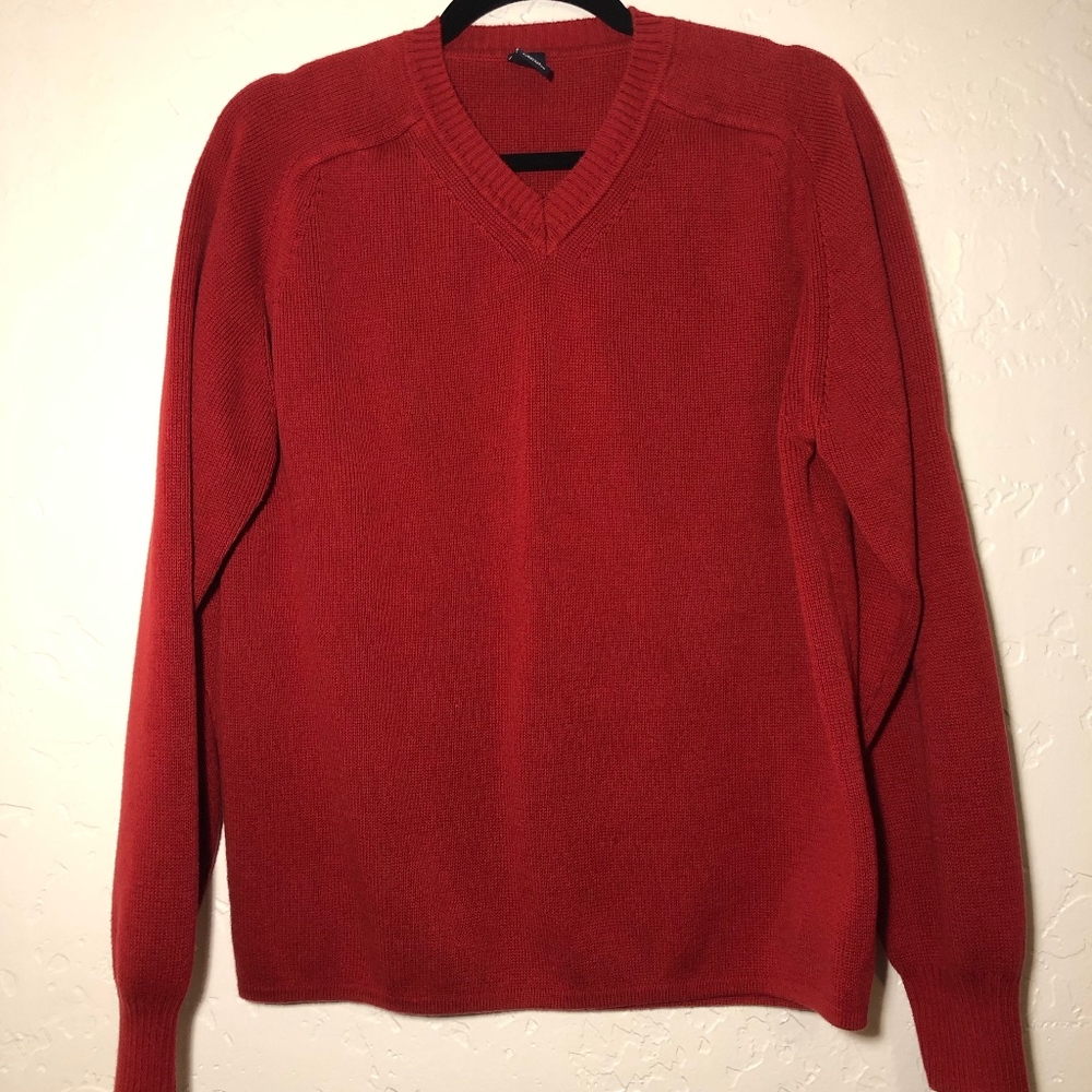Gap V-neck pullover, red sweater, size medium